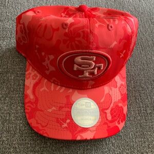 San Francisco 49ers Women’s New Era Trippy 9TWENTY Adjustable Hat NWT 🌴